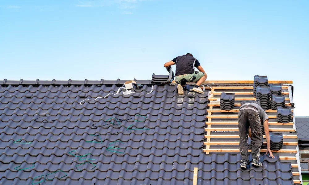 how-to-choose-the-right-roofing-contractor-for-your-home?